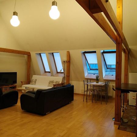 Sunlit Loft Apartment Ryga Zewnętrze zdjęcie